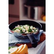 Frigideira Tramontina Indução Anti. Solar Silicone 24cm 2,1L Frigideira Tramontina Indução Anti. Solar Silicone 24cm 2,1L