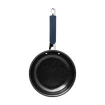 Frigideira Tramontina Romagna Em Alumínio Com Revestimento Interno Cerâmico E Externo Em Inox Polido Black Stone 25 Cm Frigideira Tramontina Romagna Em Alumínio Com Revestimento Interno Cerâmico E Externo Em Inox Polido Black Stone 25 Cm