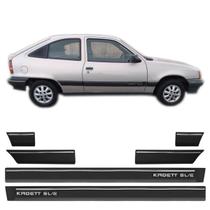 Friso Lateral Gm Kadett Sle 1988 a 1993 Preto Com Nome 2048a Friso Lateral Gm Kadett Sle 1988 a 1993 Preto Com Nome 2048a