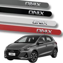 Friso Lateral Gm Onix 2020 21 2022 2023 2026 Nome Cromada cor:Cinza Graphite
