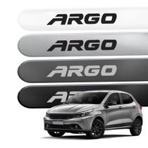 Friso Lateral Porta para Argo 2017 a 2026 Ponta Redondo com Nome em Adesivo