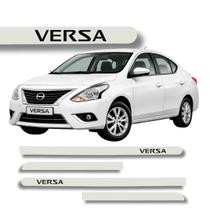 Friso Protetor Ponta Redonda Versa Branco Aspen 2020 A 2022 Friso Protetor Ponta Redonda Versa Branco Aspen 2020 A 2022