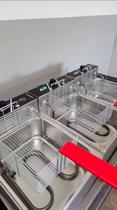 Fritadeira Elétrica Profissional C/3 Cuba Perfeita 15 Litros 220V Fritadeira Elétrica Profissional C/3 Cuba Perfeita 15 Litros 220V