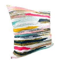 Fronha com linhas coloridas verticais 45x45cm