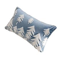 Fronha de veludo azul e branco com padrão de árvore 30x50cm