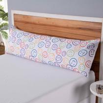 Fronha Travesseiro Corpo Fofuxão Colorê Micropercal 146x46cm sem Aba com Zíper Fronha Travesseiro Corpo Fofuxão Colorê Micropercal 146x46cm sem Aba com Zíper