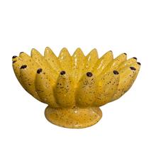 Fruteira Mesa Pequena Formato Banana Cacho Cerâmica Com Pé Dia das Mães Mulheres