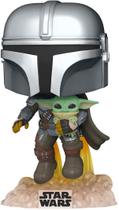 Funko Pop Mandalorian with Baby Yoda 402 - Star Wars The Mandalorian