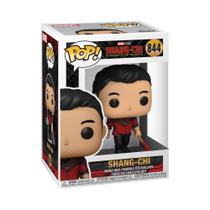 Funko Pop! Marvel Shang-Chi com Bastão - Shang-Chi e a Lenda dos Dez Anéis