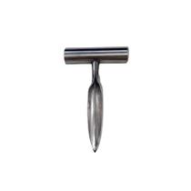 Furador de Coco em Aço Inox 18,5 cm Furador de Coco em Aço Inox 18,5 cm