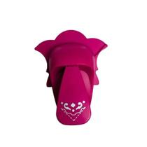 Furador de Papel Cantoneira Arabesco 38mm - BRW Furador de Papel Cantoneira Arabesco 38mm - BRW