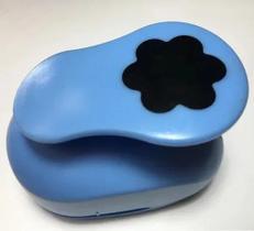 Furador Make + papel/eva flor 6 pétalas 50mm Furador Make + papel/eva flor 6 pétalas 50mm