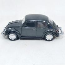 Fusca Metal Preto Volks Miniatura Fricção Abre As Portas