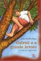 Gabriel e a grande arvore