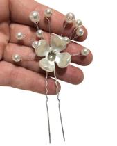 Garfo para Cabelo Prateado com Flor Pérolas e Pedra