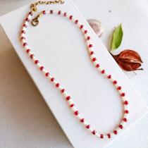 Gargantilha branca vermelha Choker de miçangas Gargantilha branca vermelha Choker de miçangas