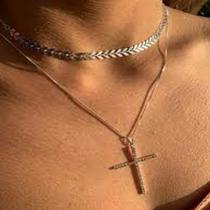 Gargantilha Chocker Escama de Peixe Folheado a Prata + Colar Cruz Crucifixo Cravejado Pedras Zirconias