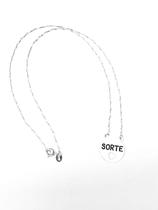 Gargantilha Prata Pingente Redondo Gravado Sorte E Coração Gargantilha Prata Pingente Redondo Gravado Sorte E Coração