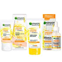 Garnier Skin Uniform & Matte Vitamina C Kit Sérum Facial + Gel de Limpeza + Protetor Solar FPS50 cor Clara