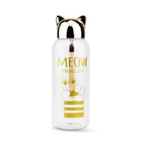 Garrafa 650ml gato plastico 7,5cm x 22cm Garrafa 650ml gato plastico 7,5cm x 22cm