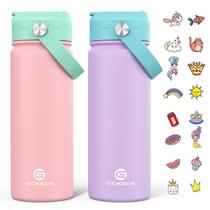 Garrafa de água GoKeda Kids 530ml, pacote com 2 unidades, isolada com adesivos Garrafa de água GoKeda Kids 530ml, pacote com 2 unidades, isolada com adesivos