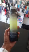 Garrafa de água neon