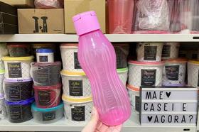 Garrafa Eco Tupper Plus Freezer 750 ml Glacê Rosa Garrafa Eco Tupper Plus Freezer 750 ml Glacê Rosa