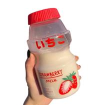 Garrafa em formato de leite fermentado Yakult