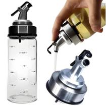 Garrafa para Azeite e Vinagre com Bico Dosador Medidor Galheteiro Vidro 320ml Em Casa Tem