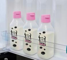 Garrafa quadrada 1 litro vaquinha da tupperware Garrafa quadrada 1 litro vaquinha da tupperware