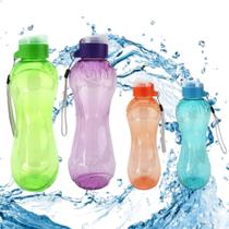 Garrafa Squeeze de Água Plástica Com Alça Academia Fitness Treino Esporte Corrida Natação 650ml