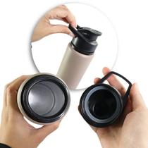 Garrafa Squeeze de Alumínio 600ml com Alça Bege para bebidas agua suco treino