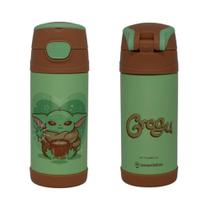Garrafa Térmica Baby Yoda Star Wars Zona Criativa 350ml Escritório Academia Caminhada Cor:Verde e MarromNome do Desenho Garrafa Térmica Baby Yoda Star Wars Zona Criativa 350ml Escritório Academia Caminhada Cor:Verde e MarromNome do Desenho