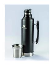 Garrafa Térmica Stanley Chimarrão Mate System 1,6L Preto Garrafa Térmica Stanley Chimarrão Mate System 1,6L Preto