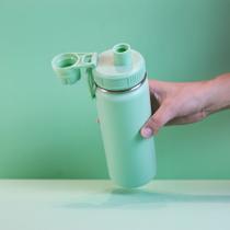 Garrafa Térmica Verde 780ml - Estilo e Praticidade para as Suas Bebidas! Garrafa Térmica Verde 780ml - Estilo e Praticidade para as Suas Bebidas!