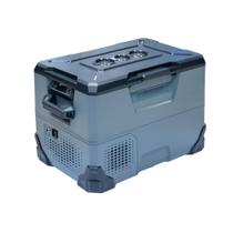 Geladeira 38 litros X-Force Maxiclima quadrivolt 12/24 110/220