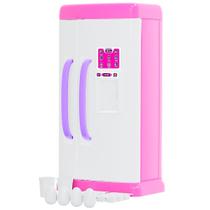 Geladeira Grande de Brinquedo Abre Portas + Forma Copos Ovos Geladeira Grande de Brinquedo Abre Portas + Forma Copos Ovos