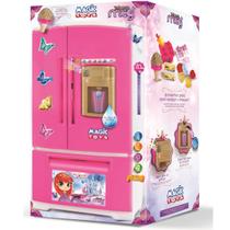 Geladeira Infantil Princess Meg Sai Agua de Verdade Magic Toys 8056