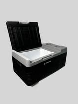 Geladeira Portátil 15 Litros Quadrivolt Para Uso em Carros, Caminhão, Barcos, Camping Geladeira Portátil 15 Litros Quadrivolt Para Uso em Carros, Caminhão, Barcos, Camping