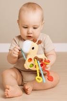 Girafinha De Atividades Buba Brinquedo Sensorial Bebê