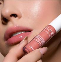 Gloss Labial FAND - Brilho Duradouro e Alta Cobertura