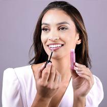 Gloss Labial Holográfico Vegano Rosa 4,5ml - COR 05 Gloss Labial Holográfico Vegano Rosa 4,5ml - COR 05