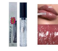 Gloss Labial Super Bocão Nº 03 Incolor Plus Super Poderes Volume, Brilho e Hidratação 4ml Gloss Labial Super Bocão Nº 03 Incolor Plus Super Poderes Volume, Brilho e Hidratação 4ml