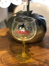 Gordon.s taca para gin 600 ml com pe amarelo Gordon.s taca para gin 600 ml com pe amarelo