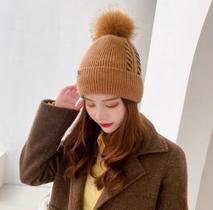 Gorro Touca de Inverno Grossa Feminino Forrada Lã Quentinha Trico Simbolo D