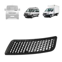 Grade acabamento do capô mercedes benz sprinter 2012 a 2019 aberto lado esquerdo Grade acabamento do capô mercedes benz sprinter 2012 a 2019 aberto lado esquerdo