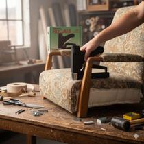 Grampeador Rocama Profissional Ferramenta Reforçada para Estofados, Tapeçaria, Marcenaria, Artesanato e Embalagens Grampeador Rocama Profissional Ferramenta Reforçada para Estofados, Tapeçaria, Marcenaria, Artesanato e Embalagens