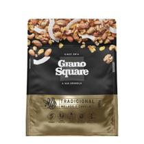 Granola Premium Tradicional GranoSquare 400gr Com Gergelim, Castanhas de Caju Pará e Amendoas, Nozes