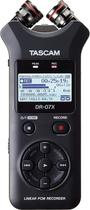 Gravador Portátil Estéreo Tascam DR-07X com Interface USB Gravador Portátil Estéreo Tascam DR-07X com Interface USB