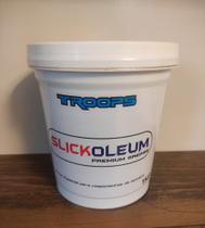 graxa slickoleum troops